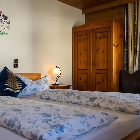 Zur Post - Hauserwirt Kro *