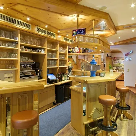 Zur Post - Hauserwirt